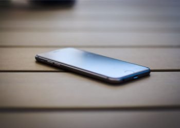 Hindari Ponsel Seperti Ini