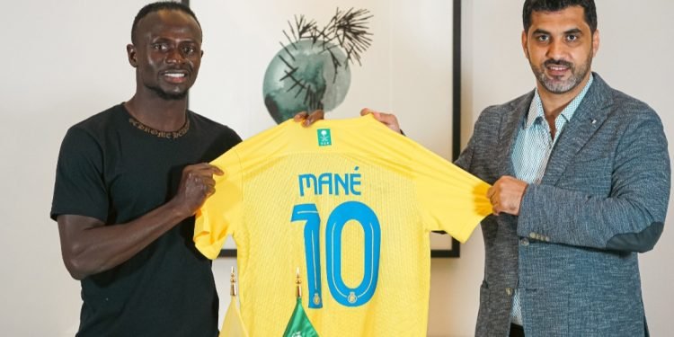 Terbang ke Riyadh, Sadio Mane Sah Berseragam Al Nassr