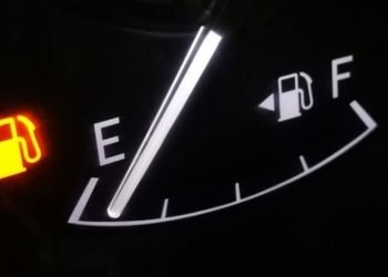 Lampu Indikator BBM Menyala, Segera Bawa Mobil ke SPBU