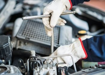 5 Tanda Mobil Perlu Dibawa ke Bengkel Tune Up