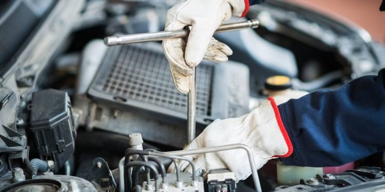 5 Tanda Mobil Perlu Dibawa ke Bengkel Tune Up
