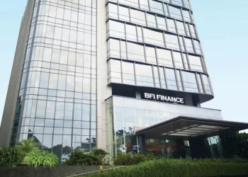 BFI Finance juga berhasil membukukan total pendapatan sebesar Rp 4,8 triliun, meningkat 23,9 persen yoy