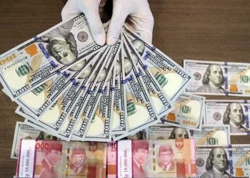 pelemahan nilai tukar rupiah terhadap dolar AS, merupakan dampak dari kondisi global