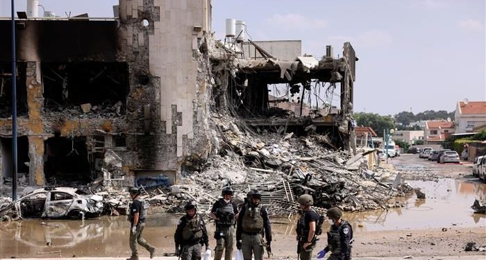 Hamas melancarkan serangan ke Israel