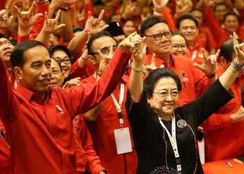 PDI-P Bisa Evaluasi Jokowi Pasca Gibran Cawapres Prabowo