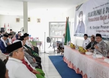Ulama dan Kiai Sebut Pasangan Ganjar-Mahfud Representasi Nasionalis dan Religius