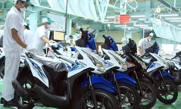 penurunan konsumsi rumah tangga pada kuartal III 2023 dibandingkan kuartal II 2023