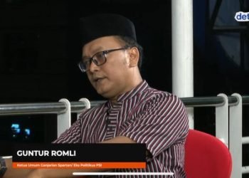 Guntur Romli Menduga Ketua Timses Prabowo-Gibran Adalah Jokowi