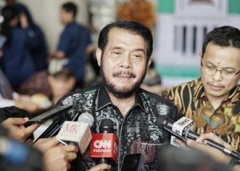 Anwar Usman diberhentikan dari jabatan ketua mk