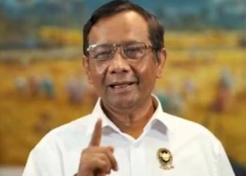 Kata Mahfud MD Soal Pose 3 Jari yang Bikin Heboh