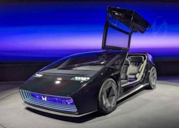 Honda juga berencana untuk mulai menjual seri ini di Jepang dan seluruh Asia setelah peluncurannya di Amerika Utara, dan menjadikan seri ini menjadi kendaraan listrik andalan di Eropa, Afrika, dan Timur Tengah