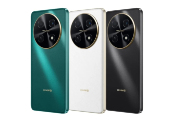 Ponsel ini melengkapi model Huawei Enjoy 70 reguler yang dirilis pada awal Desember 2023. Dengan embel-embel "pro", Huawei Enjoy 70 Pro di posisikan sebagai model tertinggi.