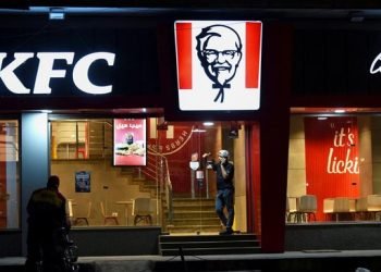 Americana Restaurants International bahkan dilaporkan telah memangkas hampir 100 pekerja dalam restrukturisasi internal di tengah maraknya kampanye boikot