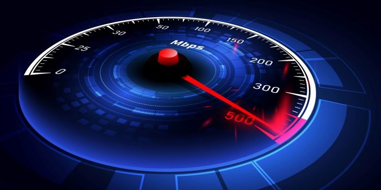 Menurut Usman Kansong kembali, dorongan hadirnya internet minimal 100 Mbps bukan hanya untuk meningkatkan kecepatan internet semata, namun juga untuk memutar roda ekonomi digital Indonesia. Hal ini karena kecepatan internet, menurut studi Google berkorelasi dengan pertumbuhan ekonomi di suatu negara.