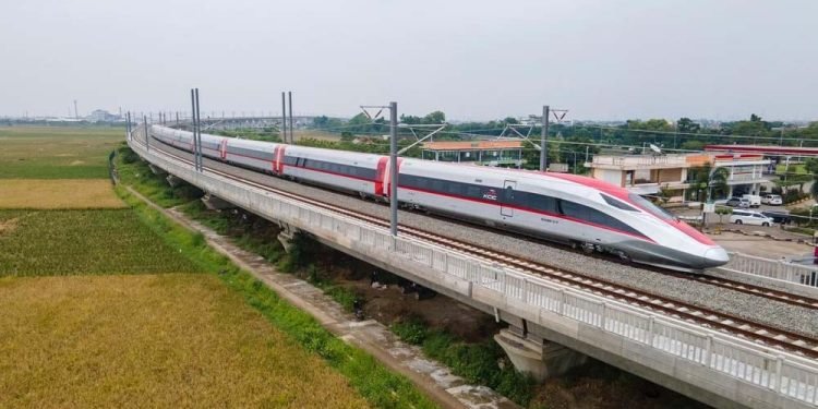 KCIC : Ada Kemungikanan Kereta Cepat Jakarta – Yogyakarta Dibangun Dulu