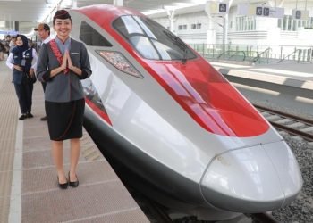 Dengan penggunaan skema itu, maka tarif Whoosh kelas Premium Economy akan berkisar Rp 150 ribu, Rp 175 ribu, Rp 200 ribu, Rp 225 ribu, dan Rp 250 ribu.