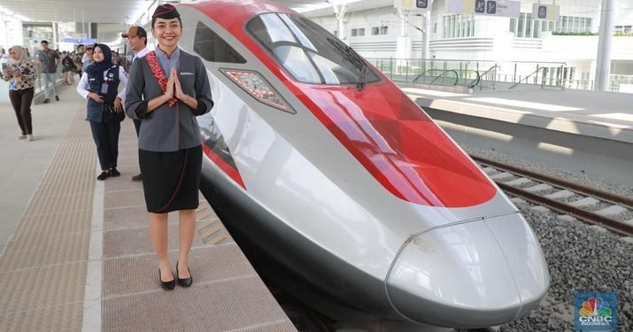 Dengan penggunaan skema itu, maka tarif Whoosh kelas Premium Economy akan berkisar Rp 150 ribu, Rp 175 ribu, Rp 200 ribu, Rp 225 ribu, dan Rp 250 ribu.