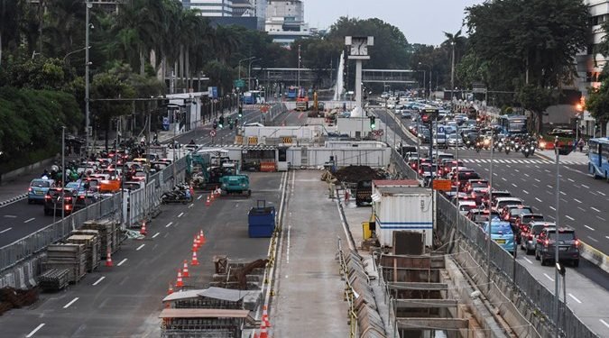 Menurut Tjahjo Purnomo kembali, progres proyek senilai Rp 3,8 Triliun ini secara keseluruhan sudah mencapai 42,97 persen pada awal 2024. Proyek ini sendiri, dicatat digarap melalui kerja sama operasi (KSO) antara Sumitomo Mitsui Construction Company Jakarta (SMCC) dan Hutama Karya (SMCC-HK). Hutama Karya mendapat tugas menggarap desain maupun bangunan yaitu D-Wall (dinding penahan tanah), penggalian, struktur, MEP (Mechanical, Electrical and Plumbing), arsitektur, reinstatement serta bored tunnel sepanjang 1,368 km.