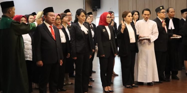 35 Notaris Baru di DKI Dilantik Kanwilkumham