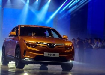 VinFast sebagai produsen mobil listrik (EV) Vietnam menyatakan jika pihaknya mengirimkan sekitar 35 ribu mobil pada tahun 2023. Namun demikian angka tersebut, di bawah target penjualan sebesar 40 ribu unit