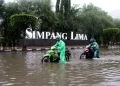 Kota Semarang Lumpuh Diterjang Banjir dan Longsor