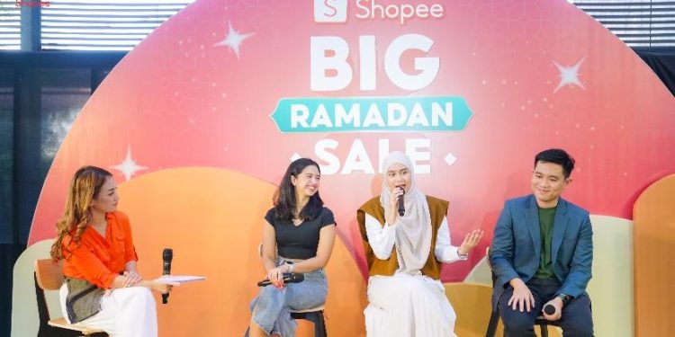 Untuk puncak promo di 25 Maret 2024, Shopee memberikan berbagai penawaran terbaik mulai dari Gratis Ongkir Rp 0, Shopee Barokah THR 10M, dan Termurah di Shopee Ekstra Voucher 50%.