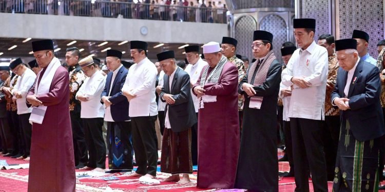 Presiden dan Wapres Laksanakan Salat Idulfitri 1445 H di Masjid Istiqlal