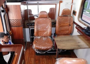 Isuzu siap memfasilitasi konsumen yang hendak memodifikasi kendaraan mereka menjadi kendaraan nyaman di ajak camping atau campervan. Isuzu bahkan telah memiliki divisi khusus untuk hal tersebut.