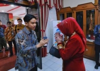 Gibran Ajukan Pengunduran Diri Sebagai Walikota Solo