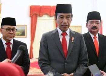 Disebut Bagi-bagi Kursi, Ini Alasan Jokowi Lantik Thomas Djiwandono-Sudaryono Jadi Wamen