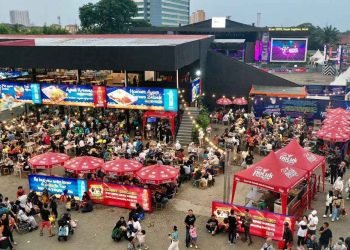 Pagelaran Pekan Raya Jakarta (PRJ) 2024 yang berhasil menarik partisipasi sebanyak 2.550 tenant dan menghadirkan lebih dari 1.500 stan serta menyerap puluhan ribu tenaga kerja, dicatat berhasil torehkan nilai transaksi sebesar Rp 7,5 triliun