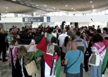 Delegasi Olimpiade 2024 Palestina Disambut Meriah di Paris