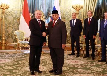 Perkuat Hubungan RI-Rusia, Prabowo Bertemu Putin di Kremlin