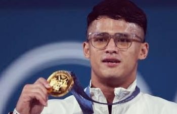 Profil Rizky Juniansyah, Atlet Asal Serang Bawa Medali Emas Olimpiade 2024