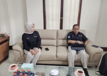 Manajemen baru dibalik sukses melejitnya Bank Solo tersebut adalah Direktur Utama Bank Solo Ir. Agung Riawan, MM dan Direktur YMFK Kurlina Dwi A., SE. MM. Ditemui di ruang kerjanya, Agung Riawan menyebut jika upaya yang dilakukan manajemen baru Bank Solo untuk lepas dari penutupan adalah memperbaiki Human Capital dan mulai memperkenalkan target serta mengembangkan teknologi informasi.