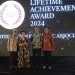 Dalam malam penganugerahan yang diberikan oleh Ketua Dewan Juri LTAA Erry Riyana dan Dewan Juri LTAA Zulkifli Zaini, Prof. Dr. Ir. Kuntoro Mangkusubroto, MEng. (almarhum) dan Sri Mulyani Indrawati, SE., MSc, Phd., terpilih meraih GRC Lifetime Achievement Award 2024