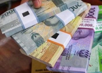 Jumlah pinjol legal yang terdaftar sebanyak 98 di OJK ini, merupakan yang tersisa setelah otoritas mencabut izin TaniFund pada Mei 2024. OJK juga mencabut izin pinjol Dhanapala dan Jembatan Emas pada Juli 2024.