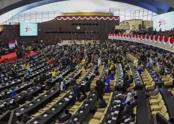 Bamsoet Buka Sidang MPR dengan Pantun untuk Prabowo-Gibran