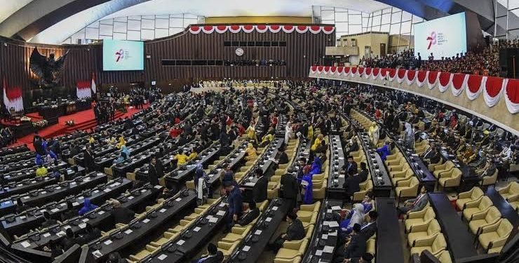 Bamsoet Buka Sidang MPR dengan Pantun untuk Prabowo-Gibran