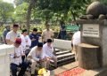 Kampanye Perdana RK – Siswono Ziarah Ke MH Thamrin di TPU Karet Bivak