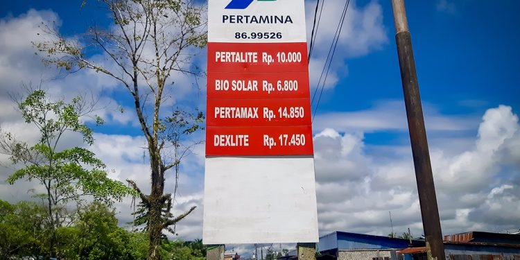 Pertamina mengingatkan agar konsumen roda empat pengguna Pertalite untuk mendaftar QR Code dan memastikan bahwa dokumen yang dimiliki lengkap serta jelas. Selain itu, kendaraan wajib terdata dan terverifikasi di Korlantas Polri. Terakhir, file foto tidak boleh pecah atau buram karena bisa jadi foto yang tidak terlihat jelas bisa tertolak proses verifikasi untuk mendapatkan QR Code