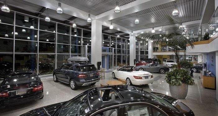 Bahkkan sepanjang Januari-September 2024, penjualan wholesales mobil nasional berada dalam tren negatif atau turun 16,2% year on year (yoy) menjadi 633.218 unit. Padahal pada tahun sebelumnya, penjualan wholesales mobil nasional dicatat mencapai 755.778 unit.