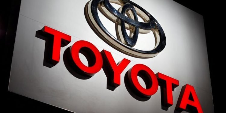 Toyota dicatat berencana untuk memperkenalkan lima hingga tujuh model kendaraan listrik baterai di AS selama dua tahun ke depan. Pada bulan Februari lalu, Toyota telah menginvestasikan 1,3 miliar dolar AS di fasilitasnya di Kentucky untuk upaya elektrifikasinya