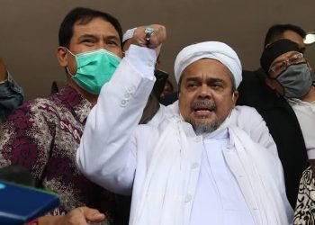 Sidang Perdana Gugatan Rp 5.246 T HRS ke Jokowi