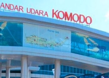 Gunung Lewotobi Erupsi, Bandara Komodo Ditutup