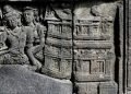Selain itu, banyak penemuan baru yang di dapat dari pembuktian kesamaan antara data tertulis dan artefactual yang ada. Penemuan baru tersebut adalah sebagai berikut. Pertama. Relief Rāmāyana Prambanan dilukiskan berdasar kakawin Rāmāyana secara lebih dekat. Kedua. Bentuk bangunan yang disebut maṇḍapa dan bentuk bangunan yang disebut dengan umah berbeda, sekalipun keduanya mengacu pada desain rumah dua lantai. Ketiga. Istilah gṛha, humah, atau weśma dalam Sutasoma, Arjunawiwāha, Arjunawijaya, dan Rāmāyana sesungguhnya mengacu pada gambar relief D-16-City-Folk-gather-round-Rama-and-Sita-Thumb.