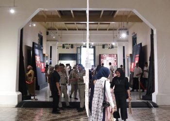 Pameran Koleksi dan Seni Serat Kontemporer ‘Tersirat dari Serat’