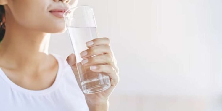 Sederet Manfaat Konsumsi Air Murni untuk Detoks Tubuh