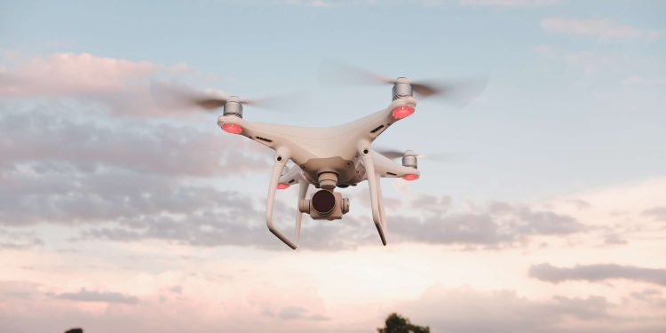 Operasikan Drone di Pangkalan AS, Warga Tiongkok Ditangkap