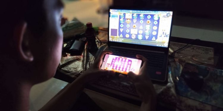 Server di Luar Negeri Jadi Tantangan Pemberantasan Judol